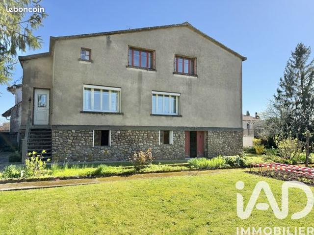 Maison vente à Fontenay-le-Comte, La Châtaigneraie