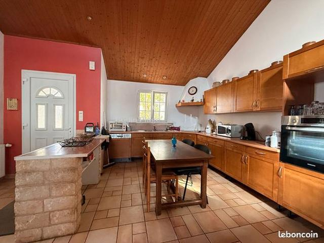 Maison vente à Bouin, Valdelaume