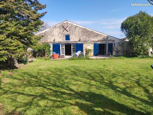 Maison vente à Jonzac, Bois