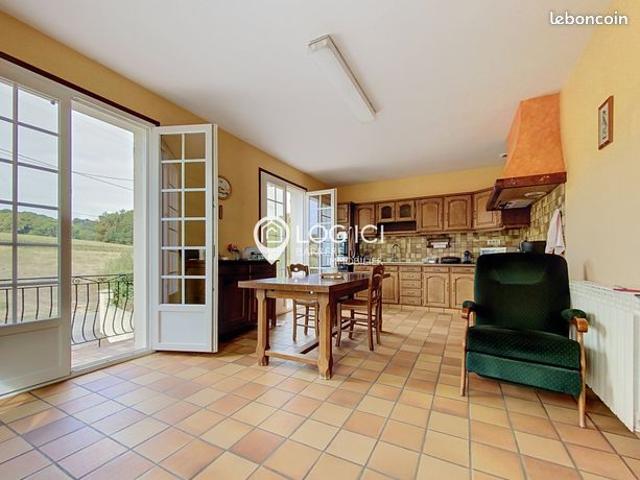 Maison vente à Pau, Lembeye