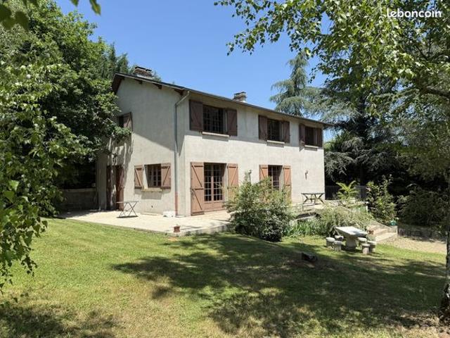 Maison vente à Brive-la-Gaillarde, Saint-cyr-la-roche