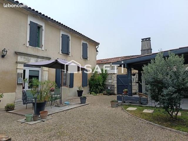 Maison vente à Jonzac, Salignac-sur-charente