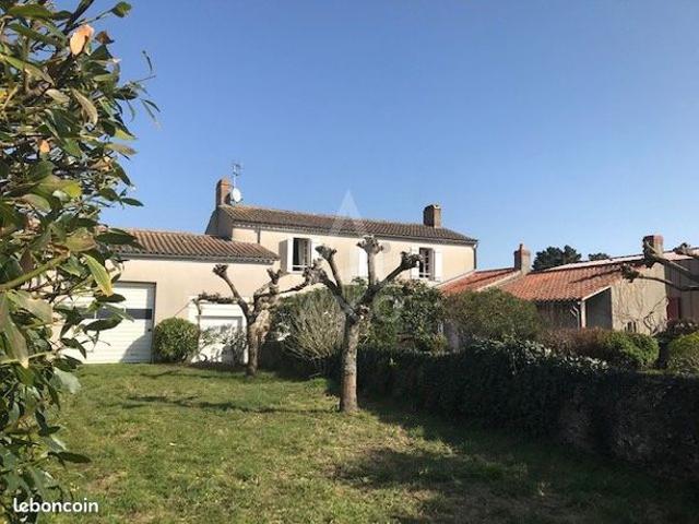 Maison vente à Les Sables-d'Olonne, Bois-de-céné