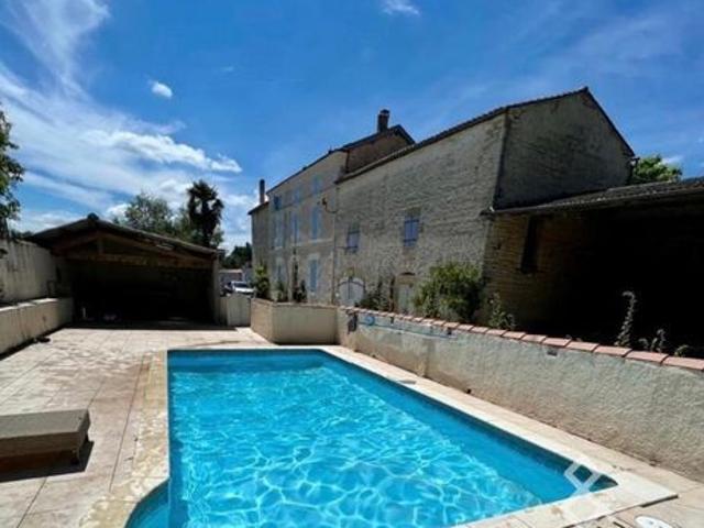 Maison vente à Saint-Jean-d'Angély, Dampierre-sur-boutonne