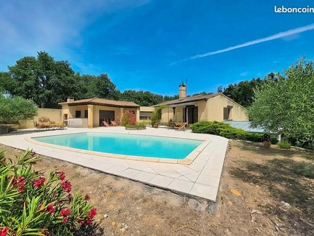 Maison vente à Nîmes, Domazan