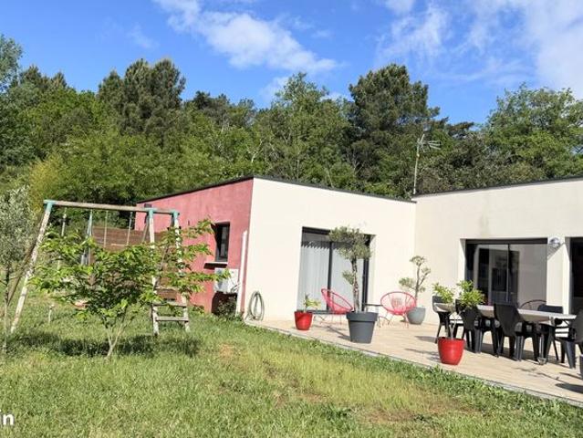 Maison vente à Largentière, Salavas