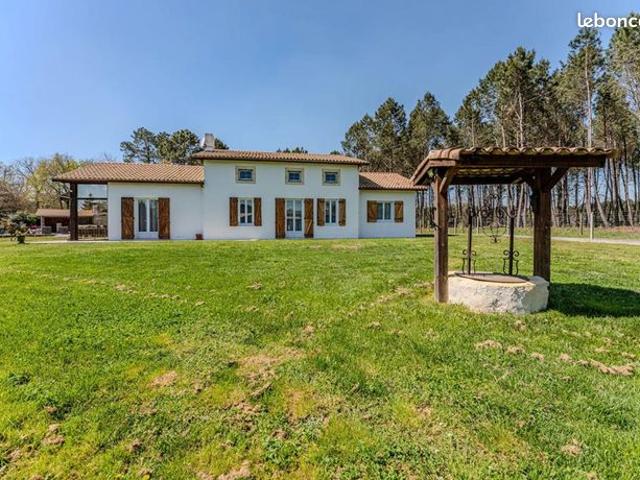 Maison vente à Arcachon, Salles