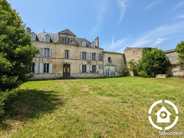 Maison vente à Jonzac, Saint-martial-sur-né