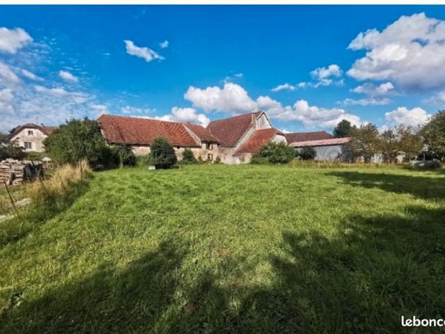 Maison vente à Vesoul, Auxon