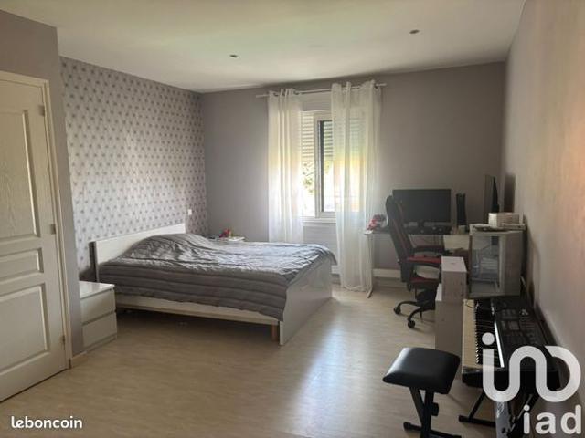 Maison vente à Sens, Maillot