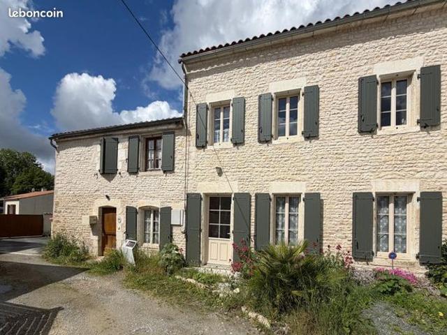 Maison vente à Rochefort, Aigrefeuille-d'aunis