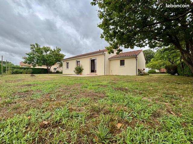 Maison vente à Châtellerault, Lencloître