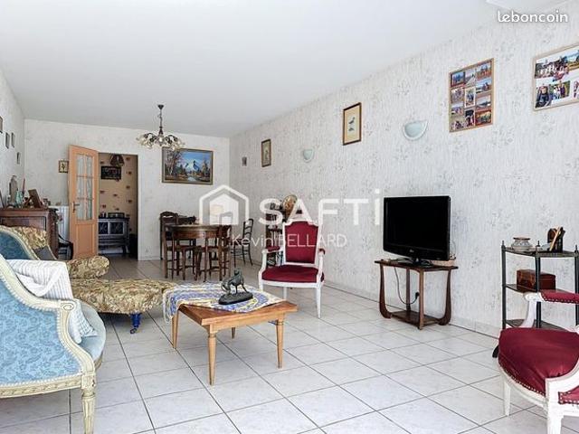 Maison vente à Angoulême, Montemboeuf