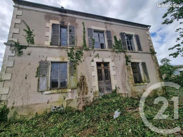 Maison vente à Clamecy, Corvol-d'embernard