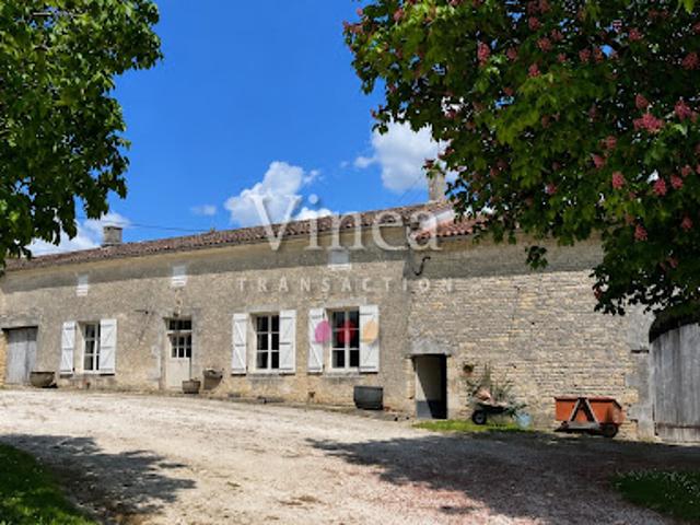 Maison vente à Angoulême, Aignes-et-puypéroux