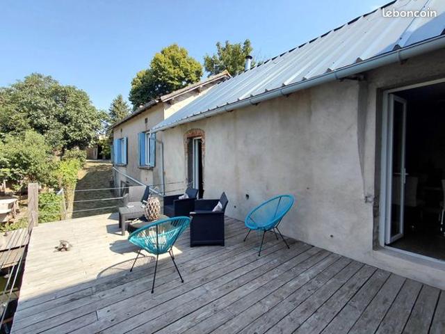 Maison vente à Confolens, Saint-christophe