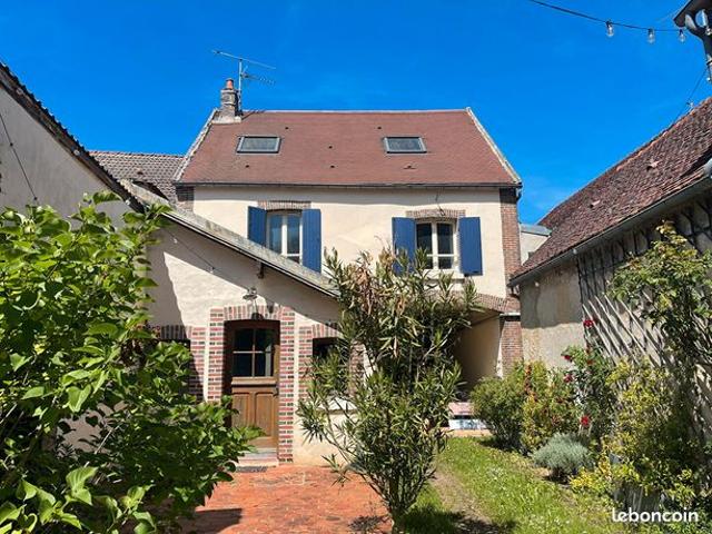Maison vente à Auxerre, Bourgogne-Franche-Comté