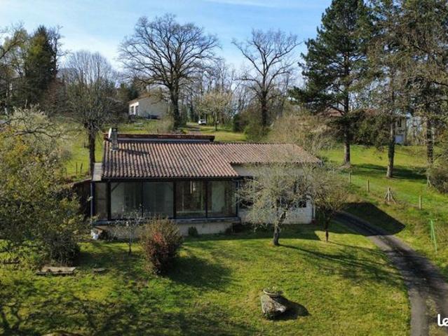 Maison vente à Confolens