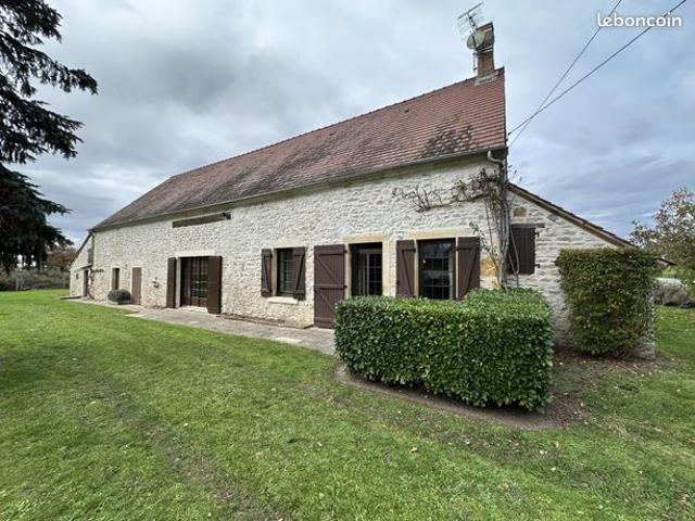 Maison vente à Saint-Amand-Montrond, Charenton-du-cher