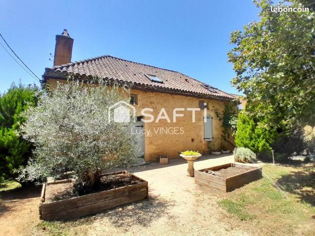 Maison vente à Confolens, Besse