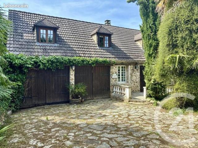 Maison vente à Créteil, Villecresnes
