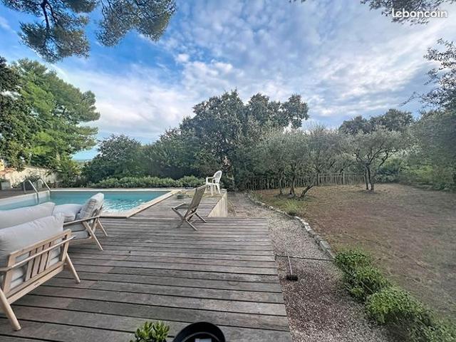 Maison vente à Villeneuve-lès-Avignon, Gard