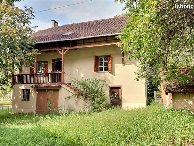 Maison vente à Le Trioulou, Cantal