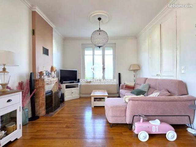Maison vente à La Flèche, La Suze-sur-sarthe