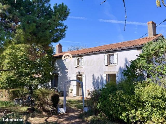 Maison vente à Argentonnay, Deux-Sèvres