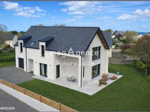 Maison vente à Guingamp, Bretagne