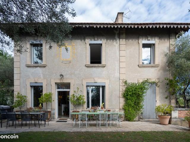 Maison vente à Villeneuve-lès-Avignon, Gard