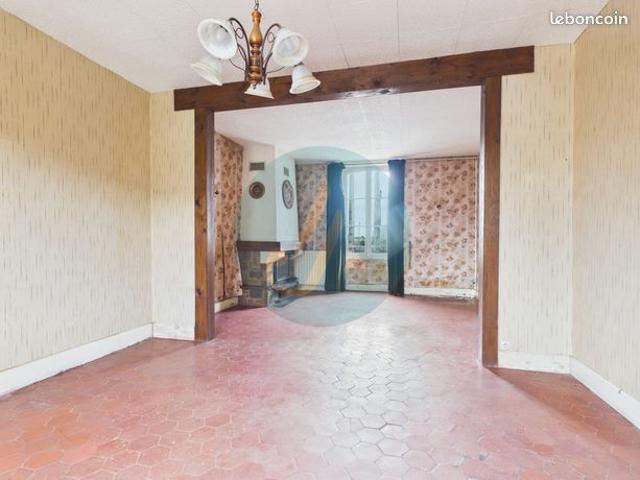 Maison vente à Montargis, Courtenay