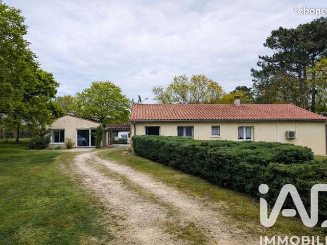 Maison vente à Saint-Laurent-des-Hommes, Dordogne