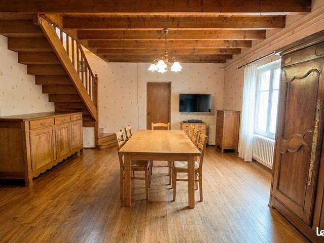 Maison vente à Niort, Mellé