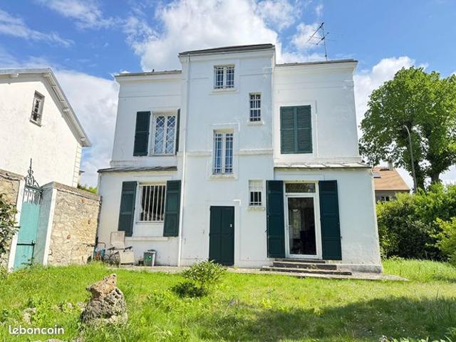 Maison vente à Saint-germain-en-laye