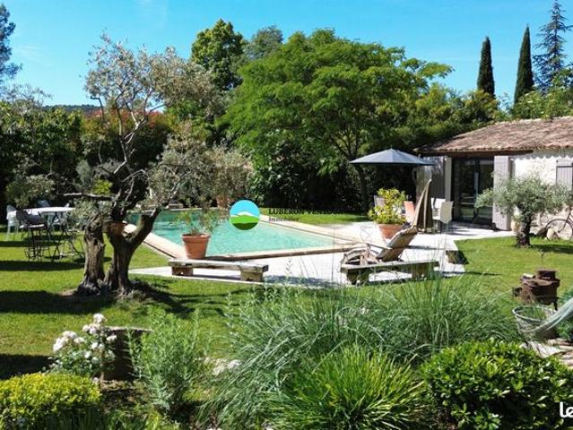 Maison vente à Carpentras, Pernes-les-fontaines