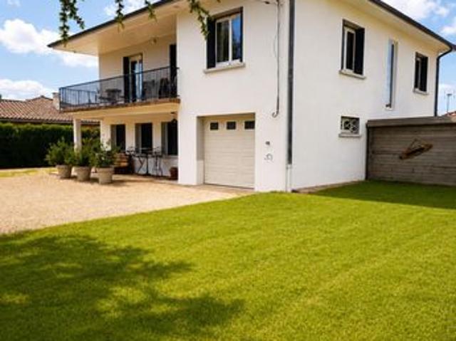 Maison vente à Bourg-en-Bresse, Grièges