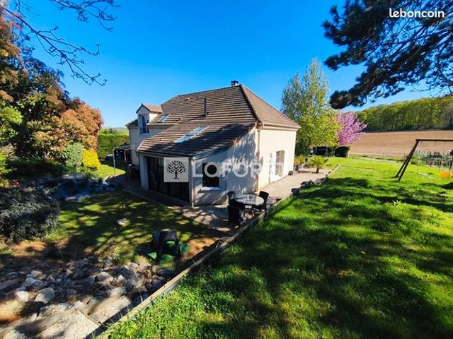 Maison vente à Versailles, Plaisir