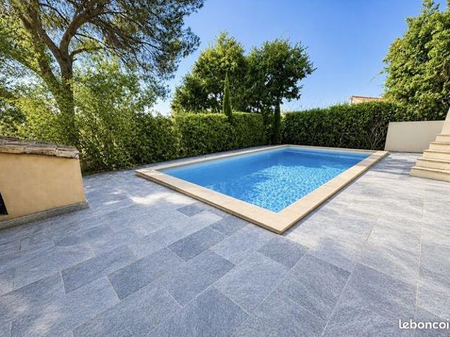 Maison vente à Nîmes, Rochefort-du-gard