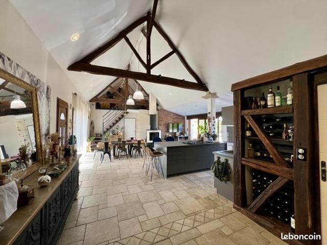 Maison vente à Louhans-Châteaurenaud, Louhans