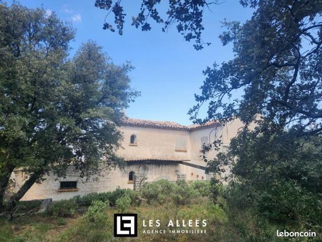 Maison vente à Carpentras, Venasque