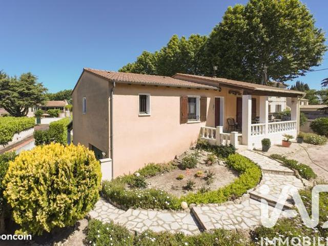 Maison vente à Saint-Étienne-du-Grès, Bouches-du-Rhône