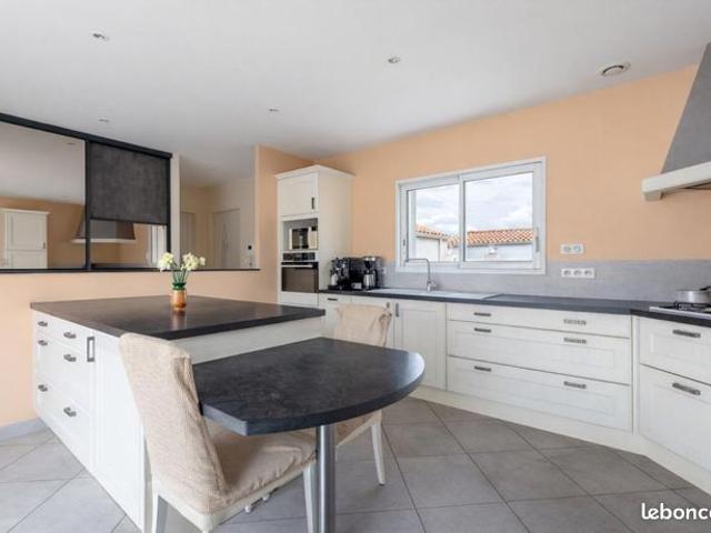 Maison vente à Les Sables-d'Olonne, Bois-de-céné