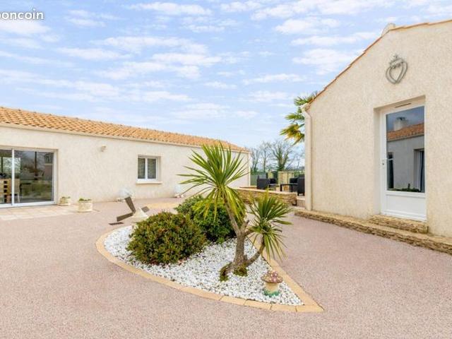Maison vente à Les Sables-d'Olonne, Bois-de-céné