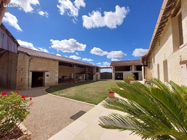 Maison vente à Châtellerault, La Roche-rigault