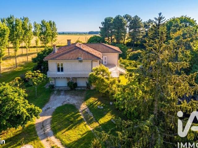 Maison vente à Nérac, Feugarolles