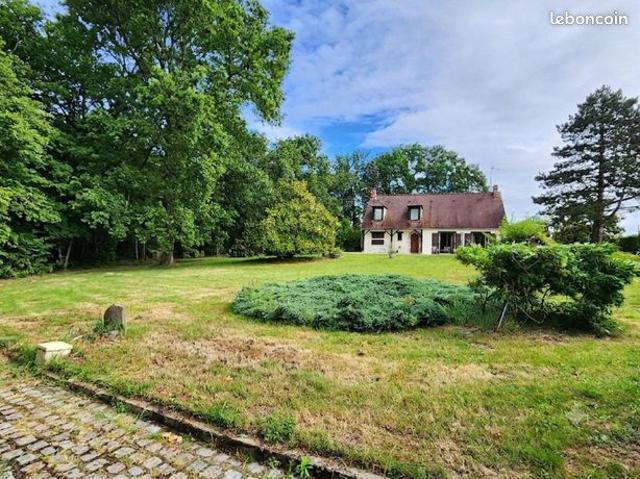 Maison vente à Mantes-la-Jolie, Houdan