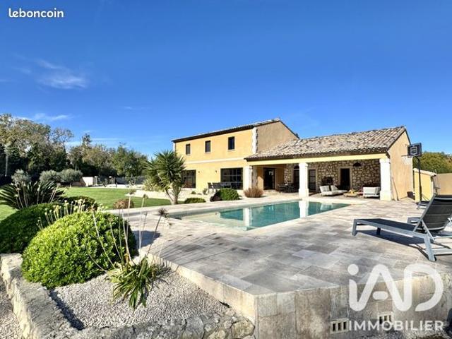 Maison vente à Arles, Tarascon