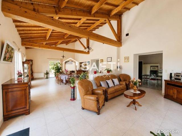Maison vente à La Roche-sur-Yon, Saint-martin-des-tilleuls