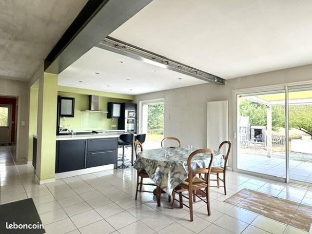 Maison vente à Nantes, Sautron
